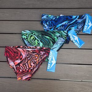 TYR The Finals Air Whirl All Over Racer Briefs, Mens Size 38 Bundle Of 3 NEW
